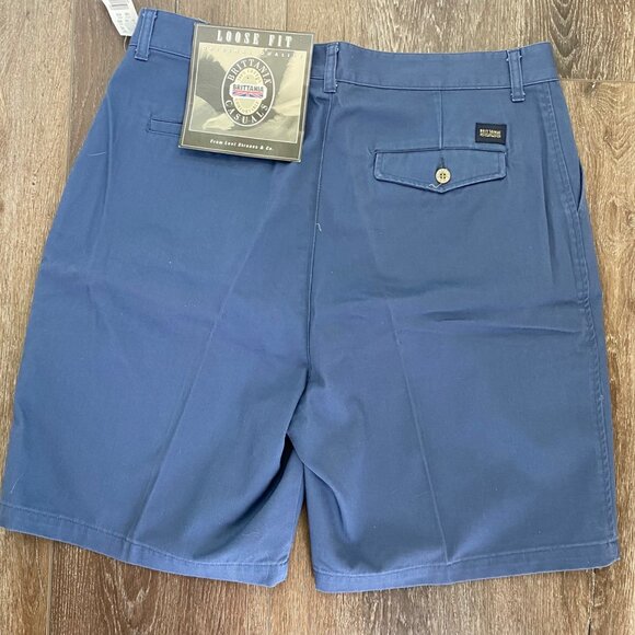 Britannia Mens Loose Fit Navy Blue Pleated Front Shorts Size 36 100% Cotton NWT - Picture 2 of 9